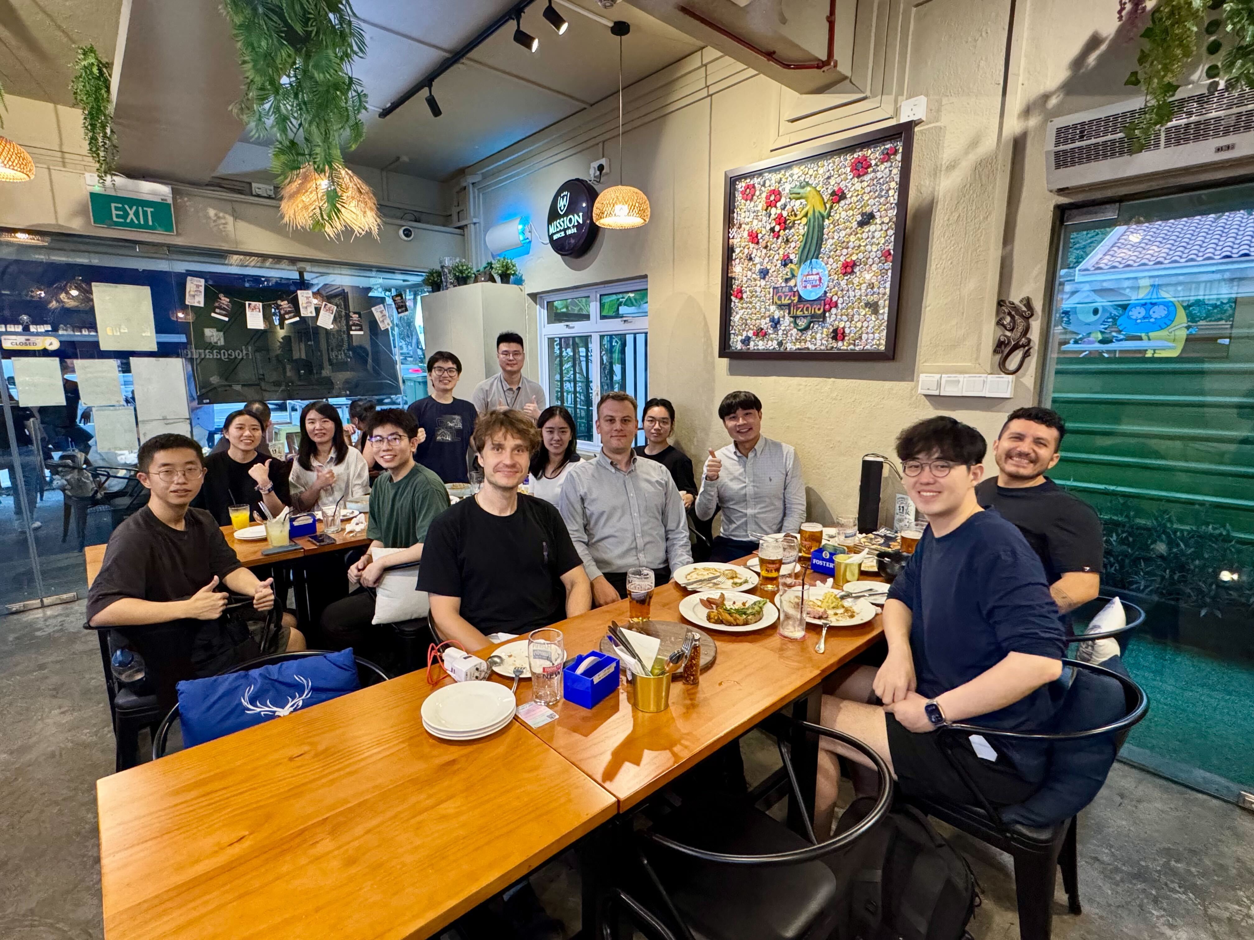 Left to right: Zicheng, Jing, Yixin, Youlong, Sijie, Jussi, Weipeng, Jiatong, Filip, Kun, Winston, Arbaham, Matias