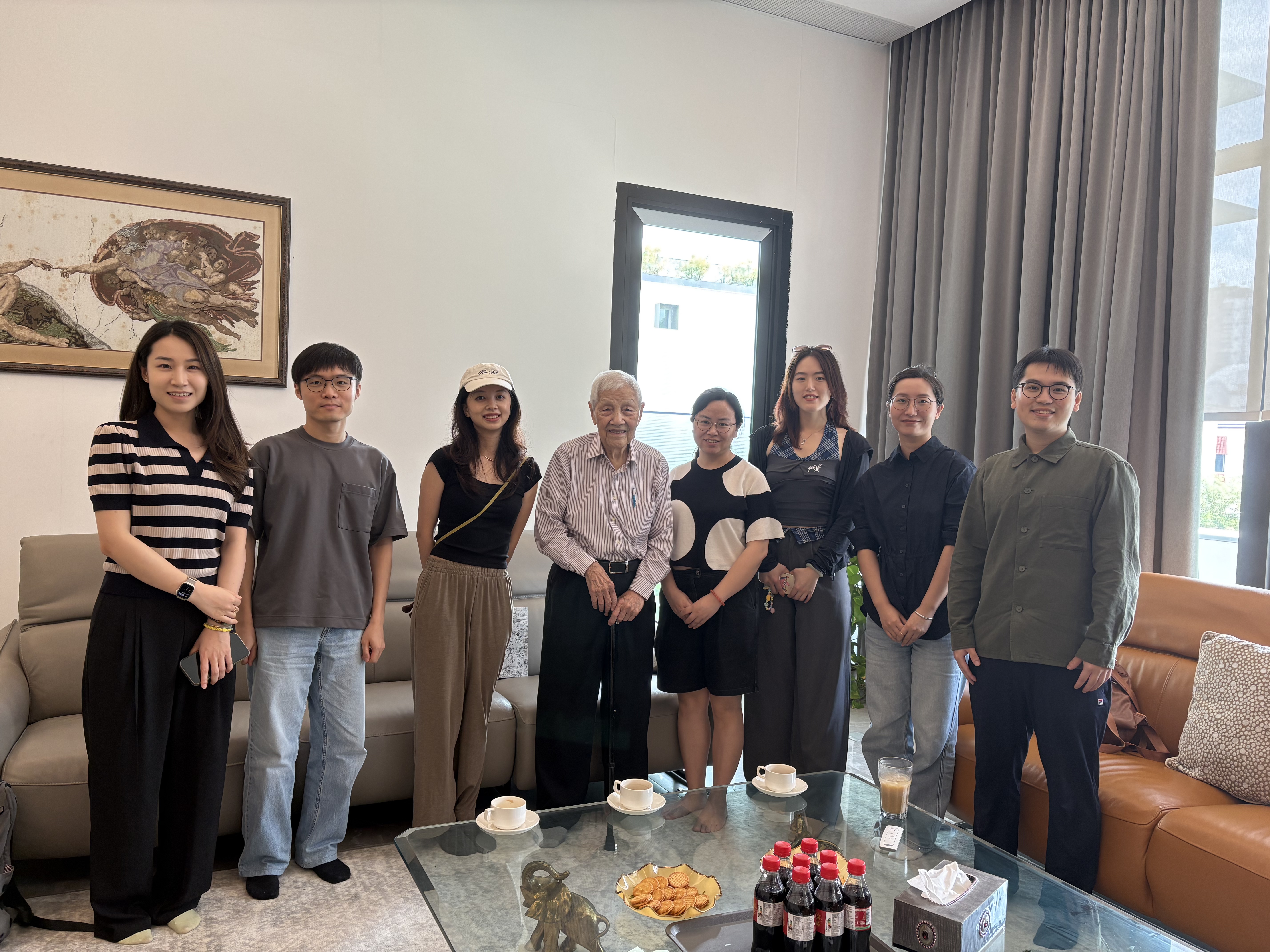 Visited Mr. Tan Cheng Siong as a NUS DoA Tan Cheng Siong Scholarship recipient